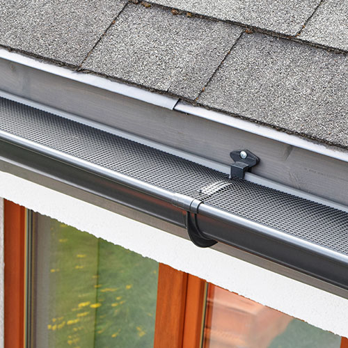 Gutter Guard Cleaning Service Melbourne from Experts - Smith Gutter