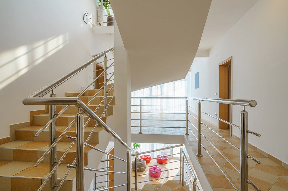 Why Choose Steel Balustrading For Your Home Construction Needs?