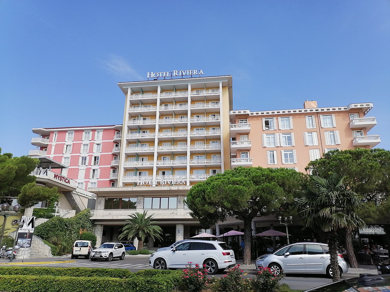 Riviera Hotel Disney - All You Need to Know