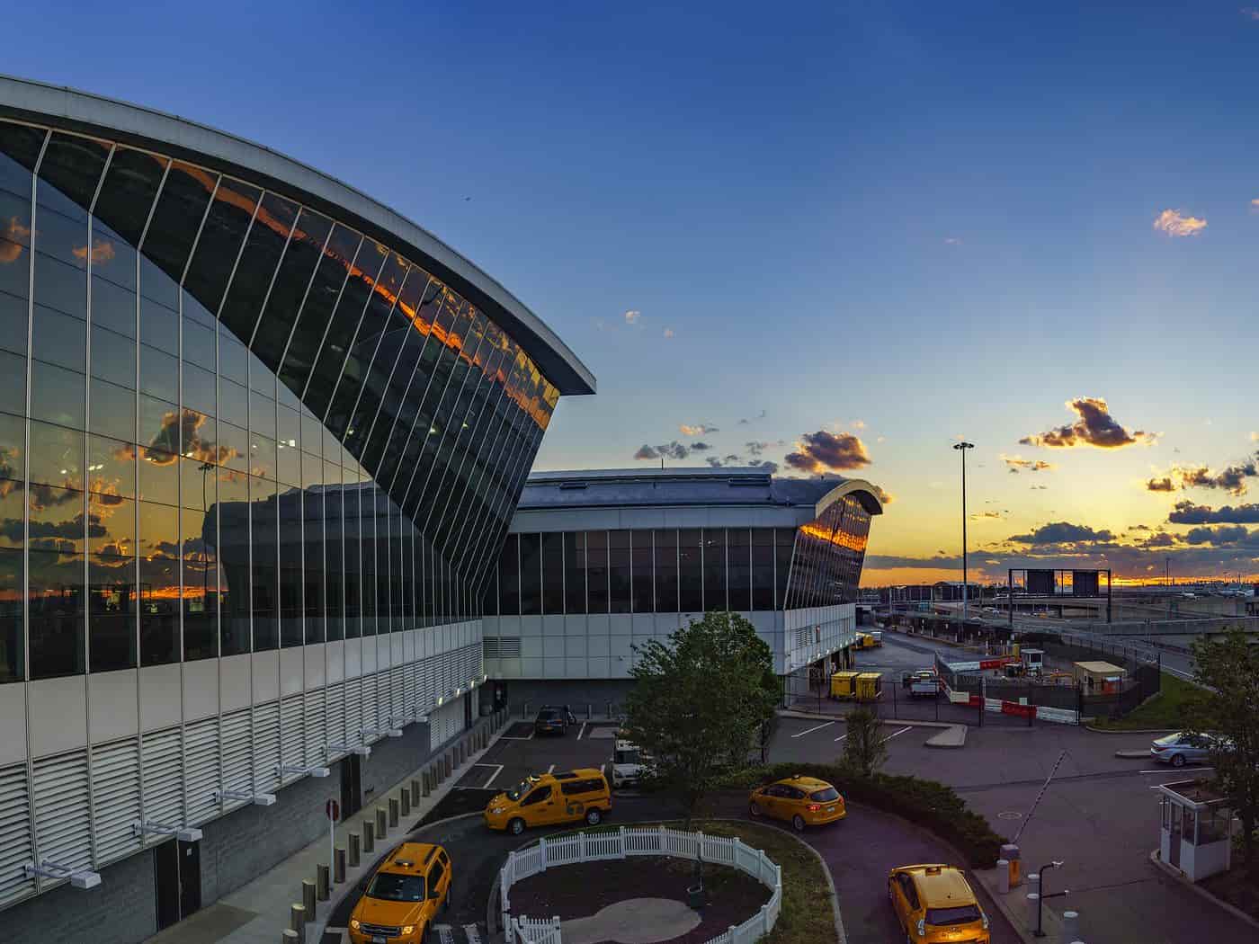 https://airportslounges.com/jfk-lounges/
