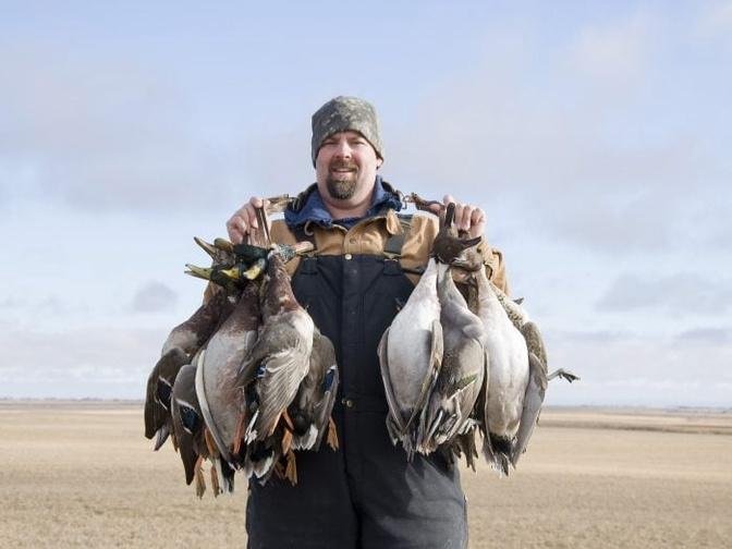 Introducing Duck Hunting in Colorado A Handbook to Exciting Waterfowl Experiences | Articles | birdsand buck | Gan Jing World