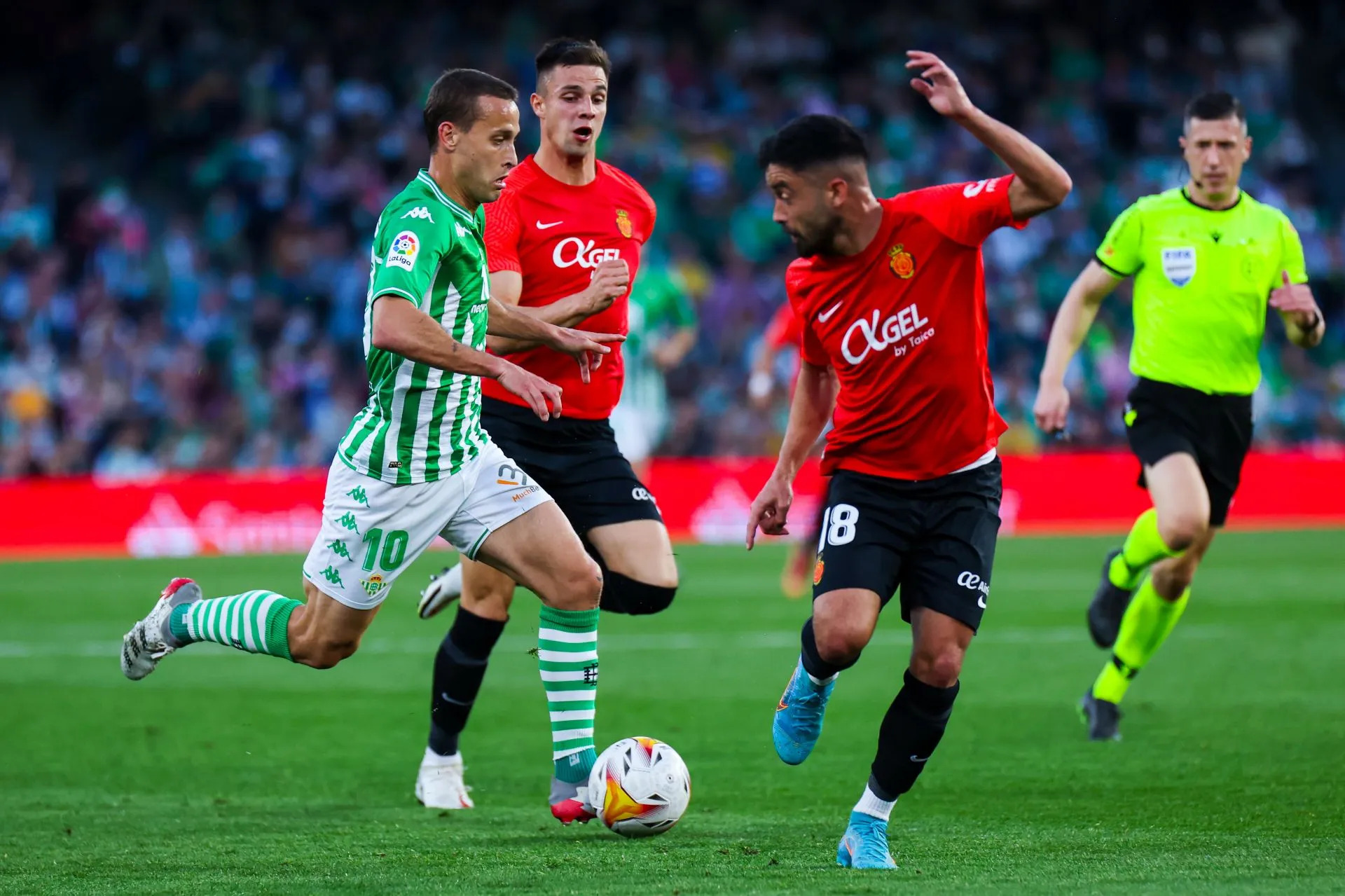 Soi kèo Betis vs Mallorca lúc 02h00 ngày 24/9/2024