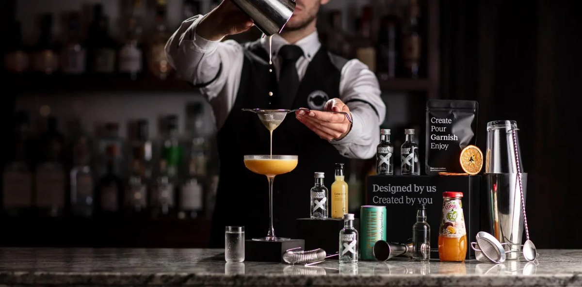 The Fun and Social Side of Cocktail Making Classes – cocktailconnoisseurs